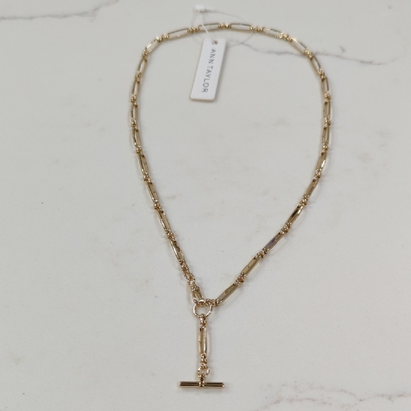 Ann Taylor Gold Link Necklace With Bar Charm - Picture 7 of 7